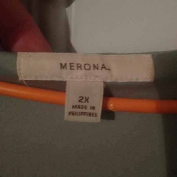 Tank - Picture 3 of 4